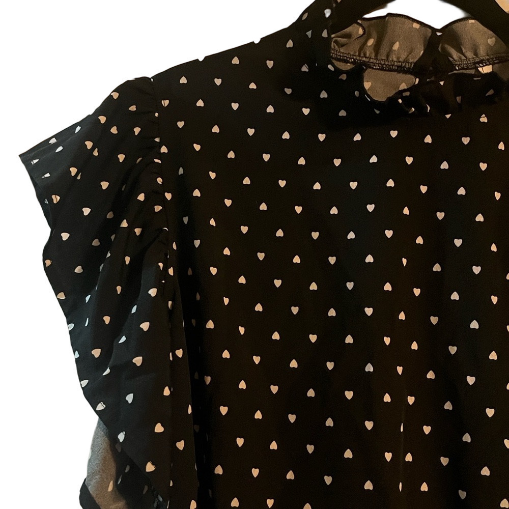 Heart Patterned Black Blouse - Picture 2 of 4